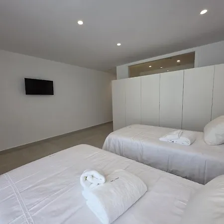 0143 Cap Villa