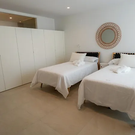 0143 Cap Villa *